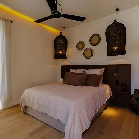 Superb Home Stay Lxr Holiday home *