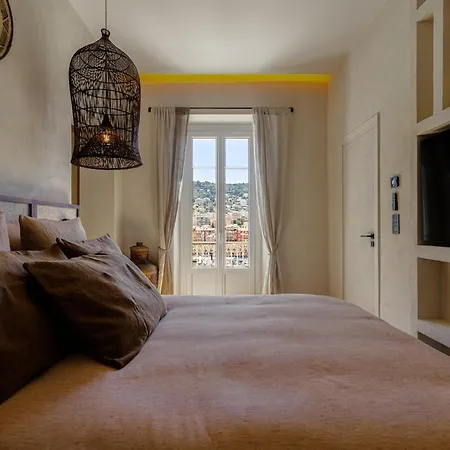 Superb Home Stay Lxr Holiday home