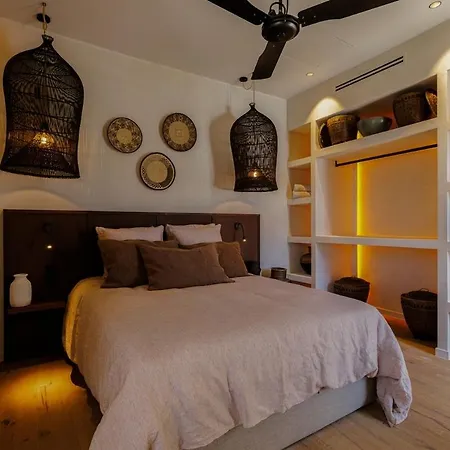 Holiday home Superb Home Stay Lxr *
