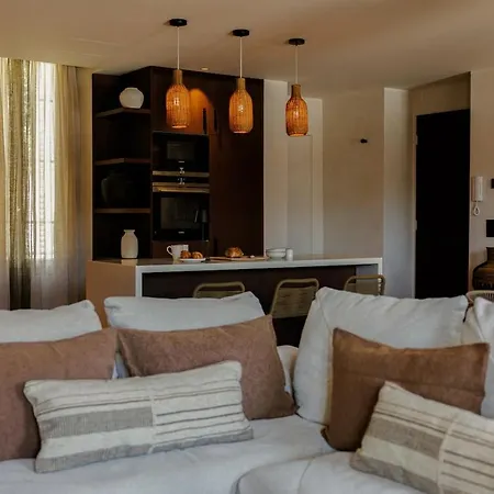 Superb Home Stay Lxr