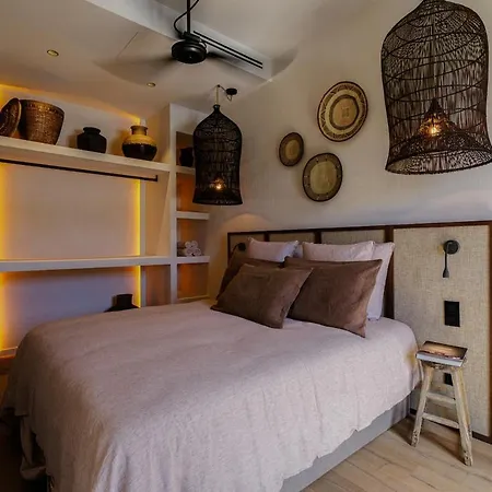 Semesterbostad Superb Home Stay Lxr